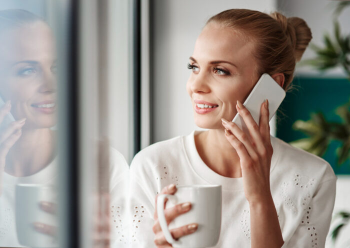 A maratoni beszélő és a kihangosított világpolgár: mit árulnak el rólunk a telefonálási szokásaink?