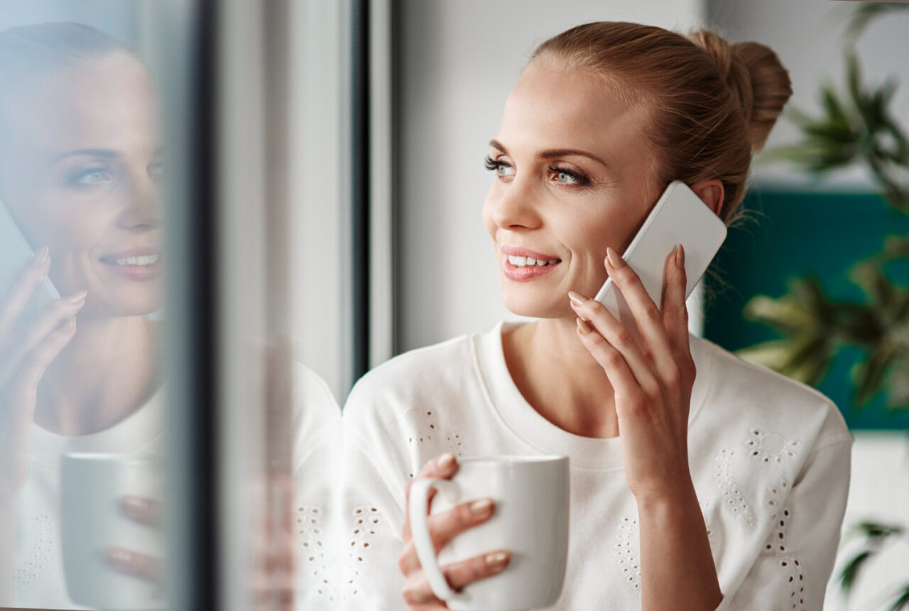 A maratoni beszélő és a kihangosított világpolgár: mit árulnak el rólunk a telefonálási szokásaink?