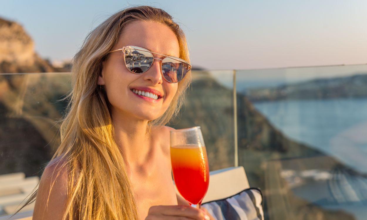 Bőrmásnaposság – amikor a nyári esték az arcon is nyomot hagynak