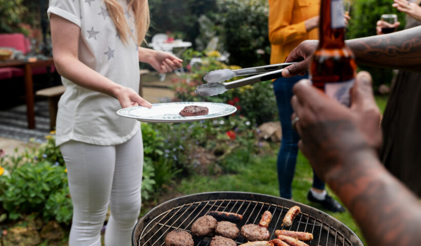 Kerti sütögetés biztonságosan: a Nébih tanácsai nyári grillezéshez